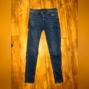 Lucky Brand WOMENS jeans- size 30